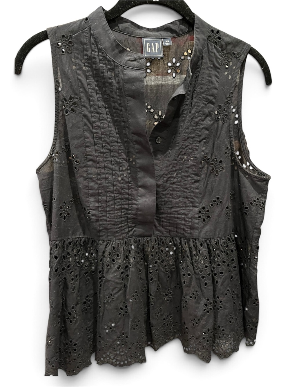 Gap Black Eyelet Peplum Sleeveless Button Down size XS